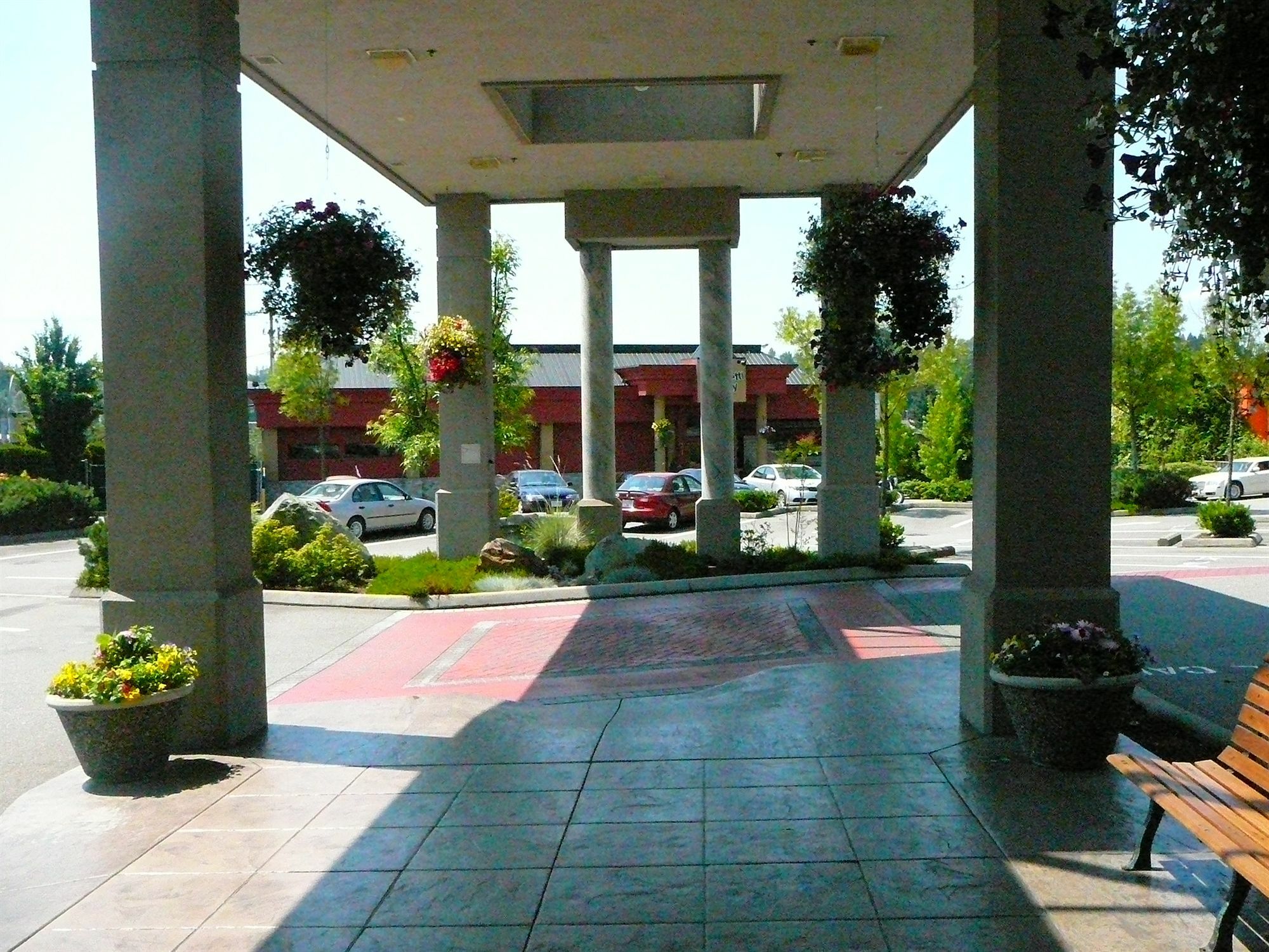 Coast Abbotsford Hotel & Suites Dış mekan fotoğraf